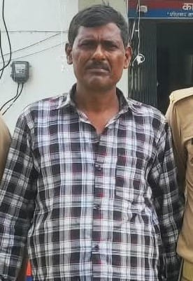 सिंधौली पुलिस की गिरफ्त में आरोपी। स्रोत: पुलिस