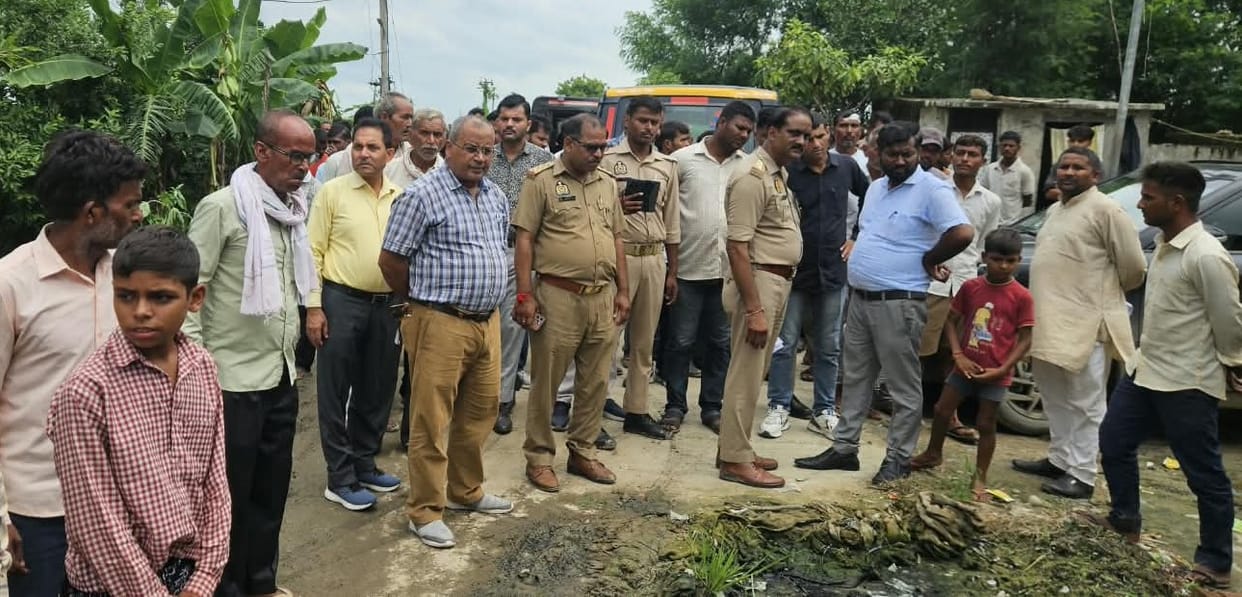Family members halted the last rites following the death of an elderly man amidst a dispute over a drain.