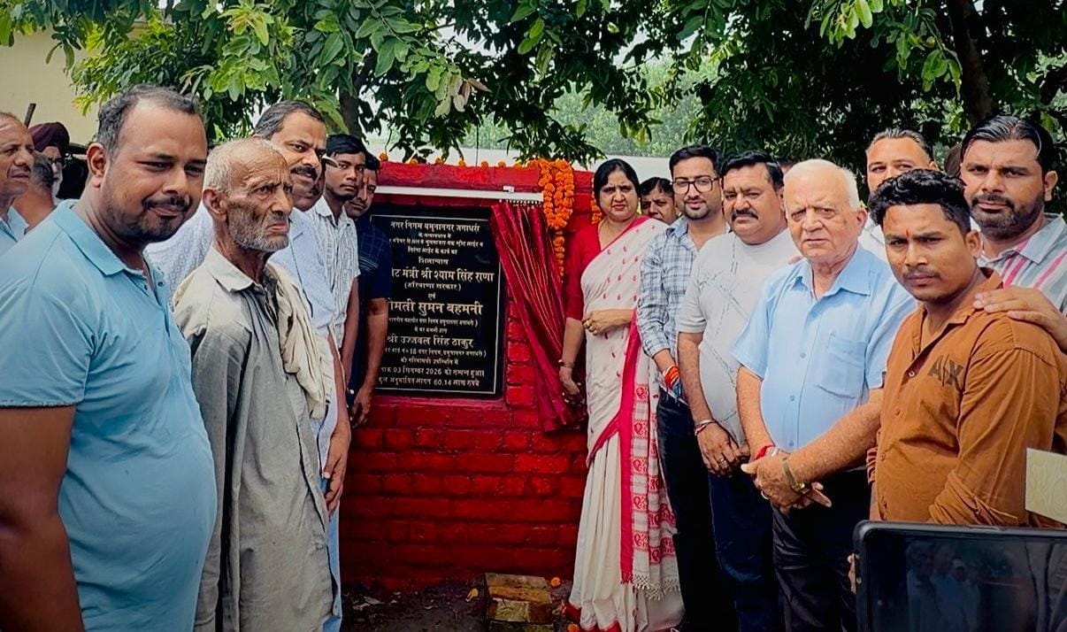 The route from Mandebar to the highway will be illuminated with tricolour lights