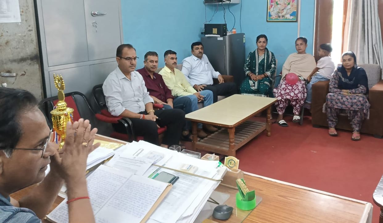 Discussion on board exam preparations at Banethi School