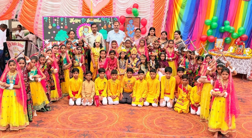 A presentation of Lord Krishna's childhood pastimes was given.