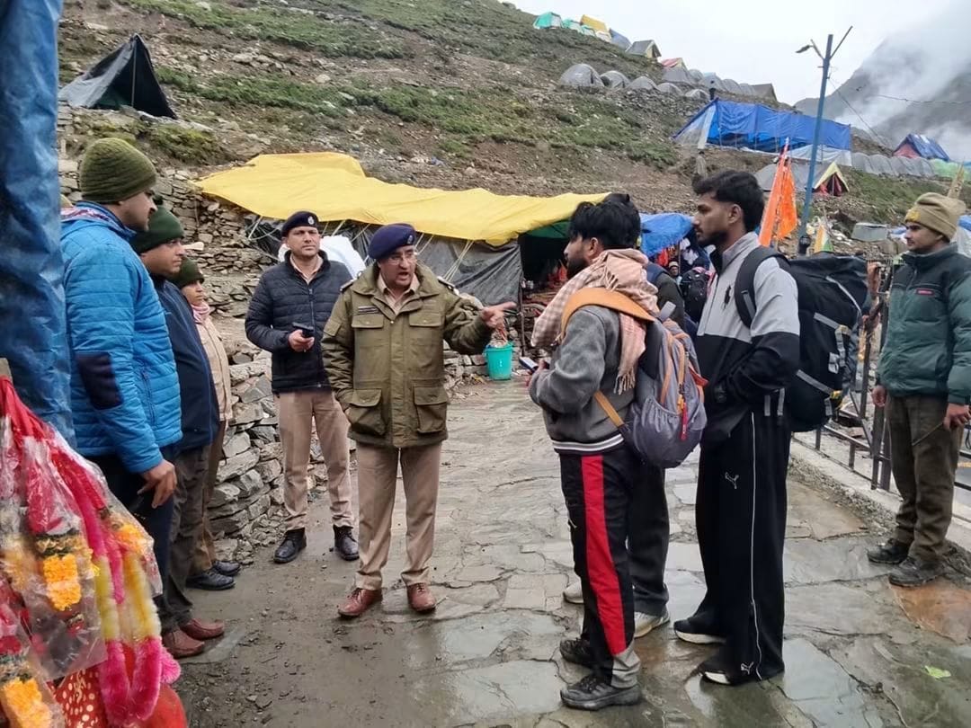The ASP inspected the security arrangements at Dal Lake.