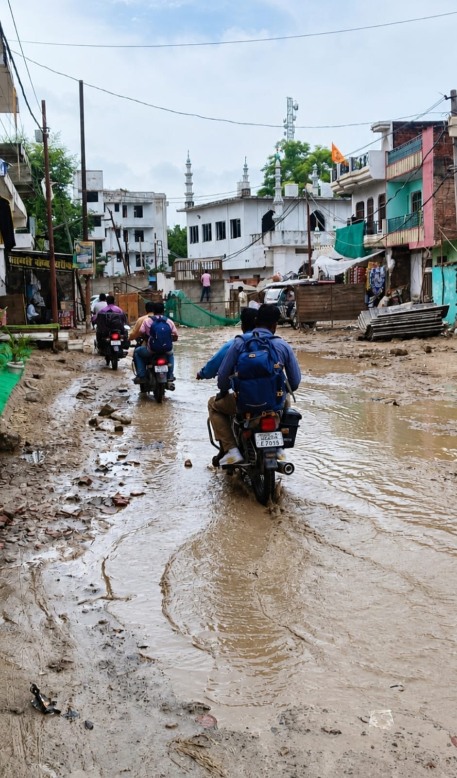 Daily traffic jams on the muddy road; commuters facing trouble