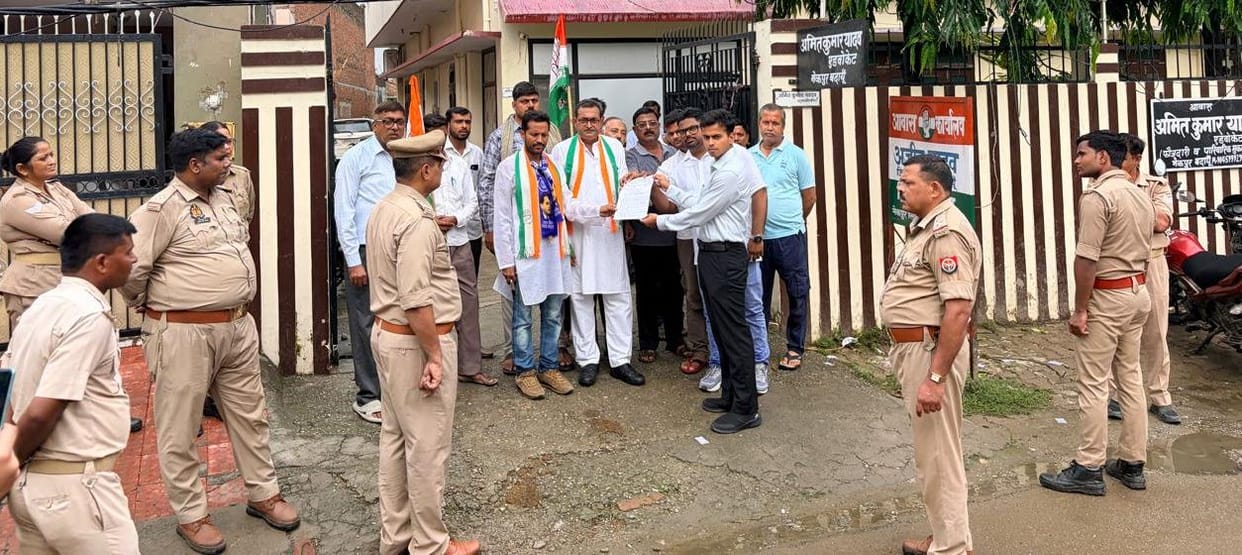 Congress District President placed under house arrest while on his way to observe a fast.