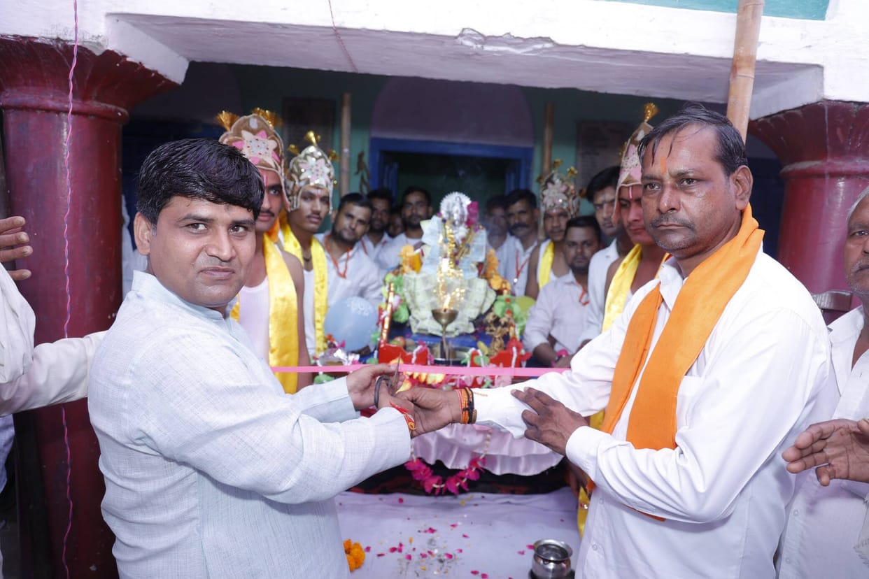 A grand procession was taken out on the occasion of Shri Krishna Janmashtami.