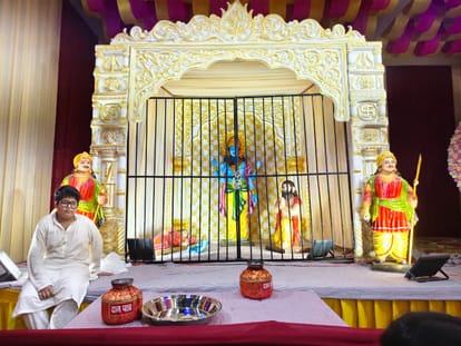 श्री सनातन धर्म मंदिर मॉडल टाउन में बनाई जेल। स्रोत : मंदिर