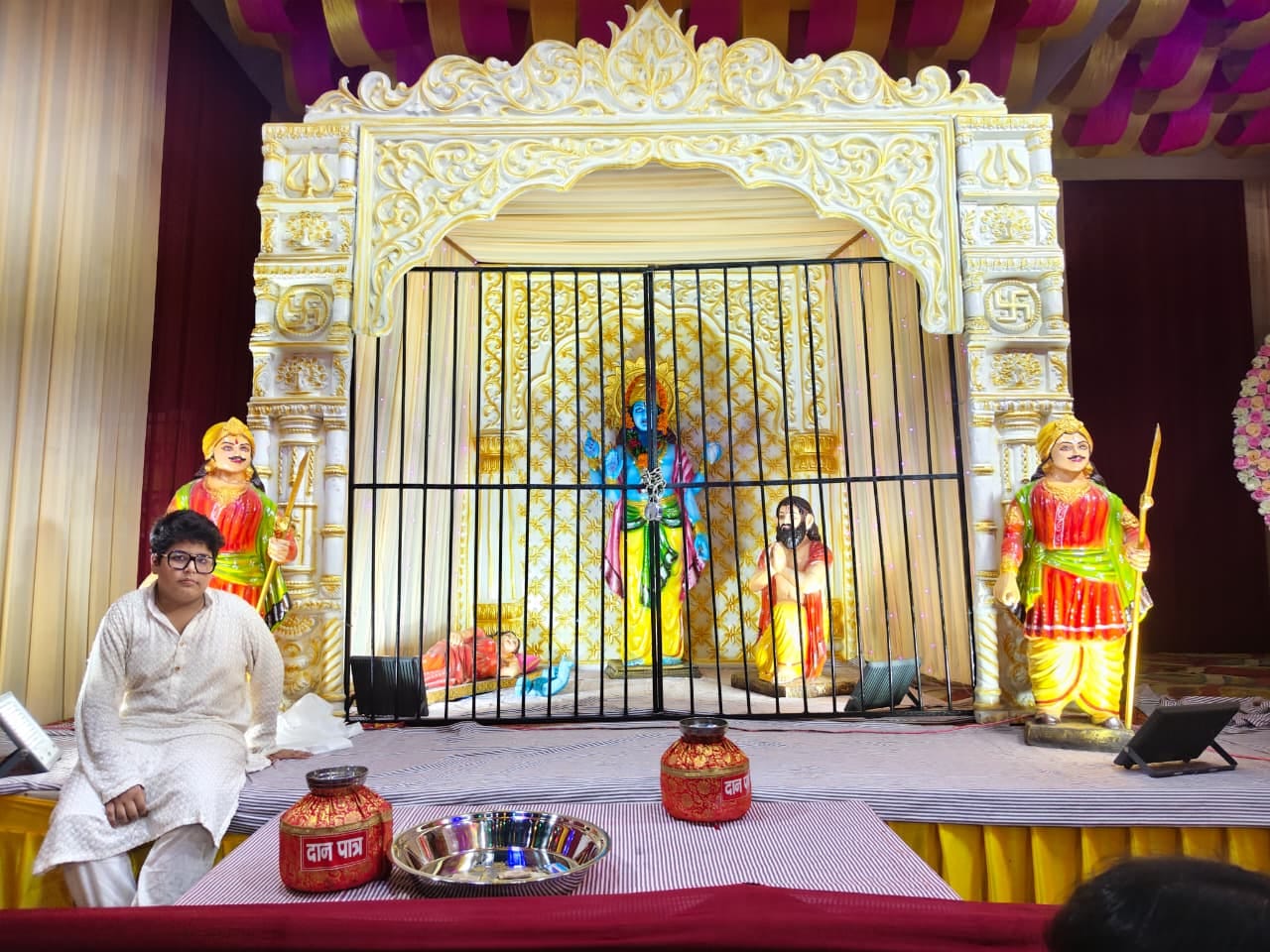 श्री सनातन धर्म मंदिर मॉडल टाउन में बनाई जेल। स्रोत : मंदिर