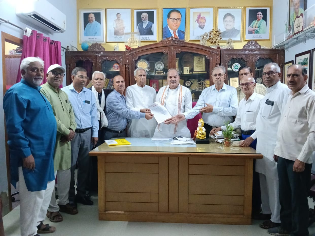 Demand to institute a literary award in the name of Master Nekiram