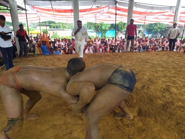 Ravindra from Devara defeated Rudra from Varanasi.