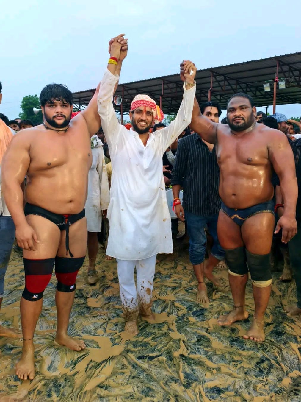 The wrestling match ended without a result.