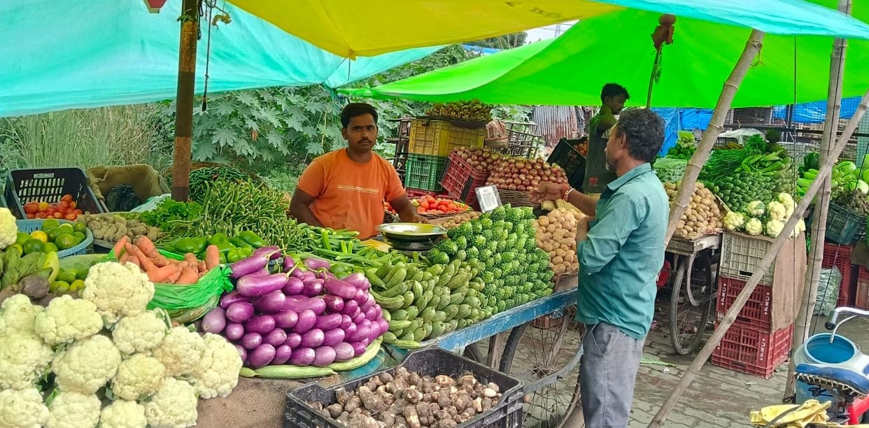 Soaring prices have dampened the taste of food; onions and garlic are out of reach