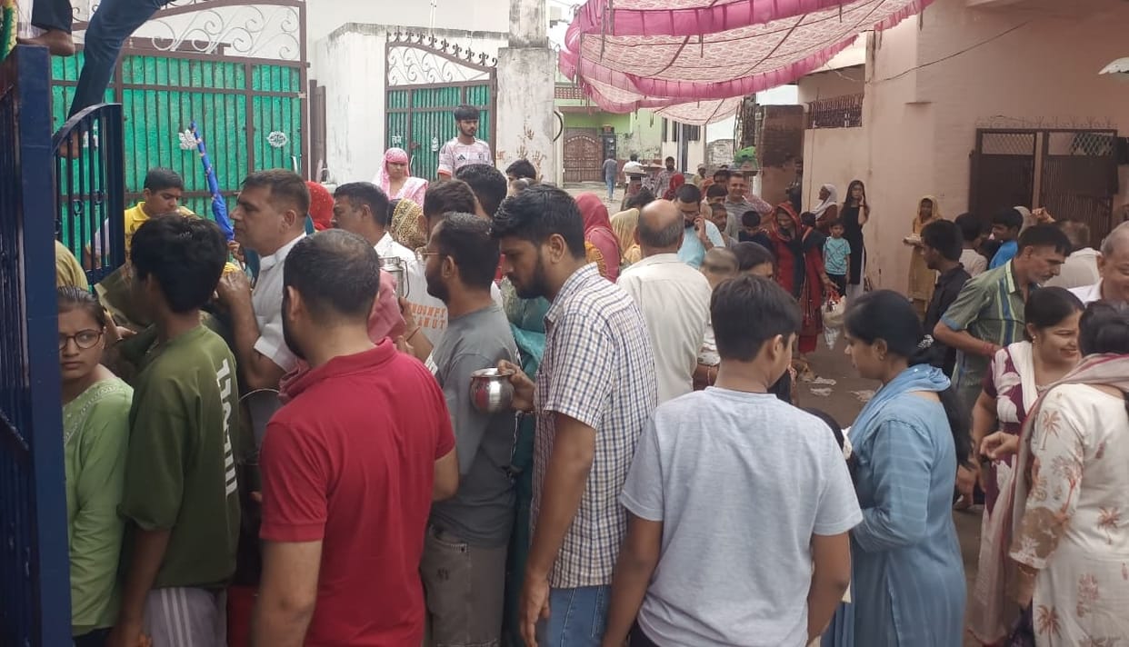 Devotees offered prayers to Goga Jaharveer