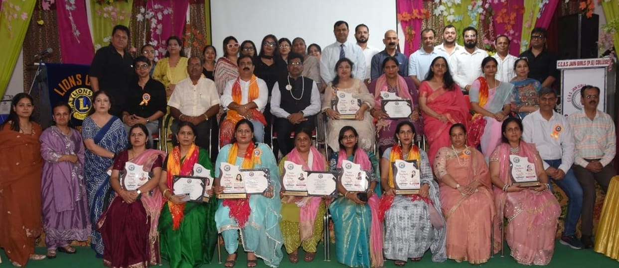 22 teachers honored at the Teacher Excellence Ceremony.