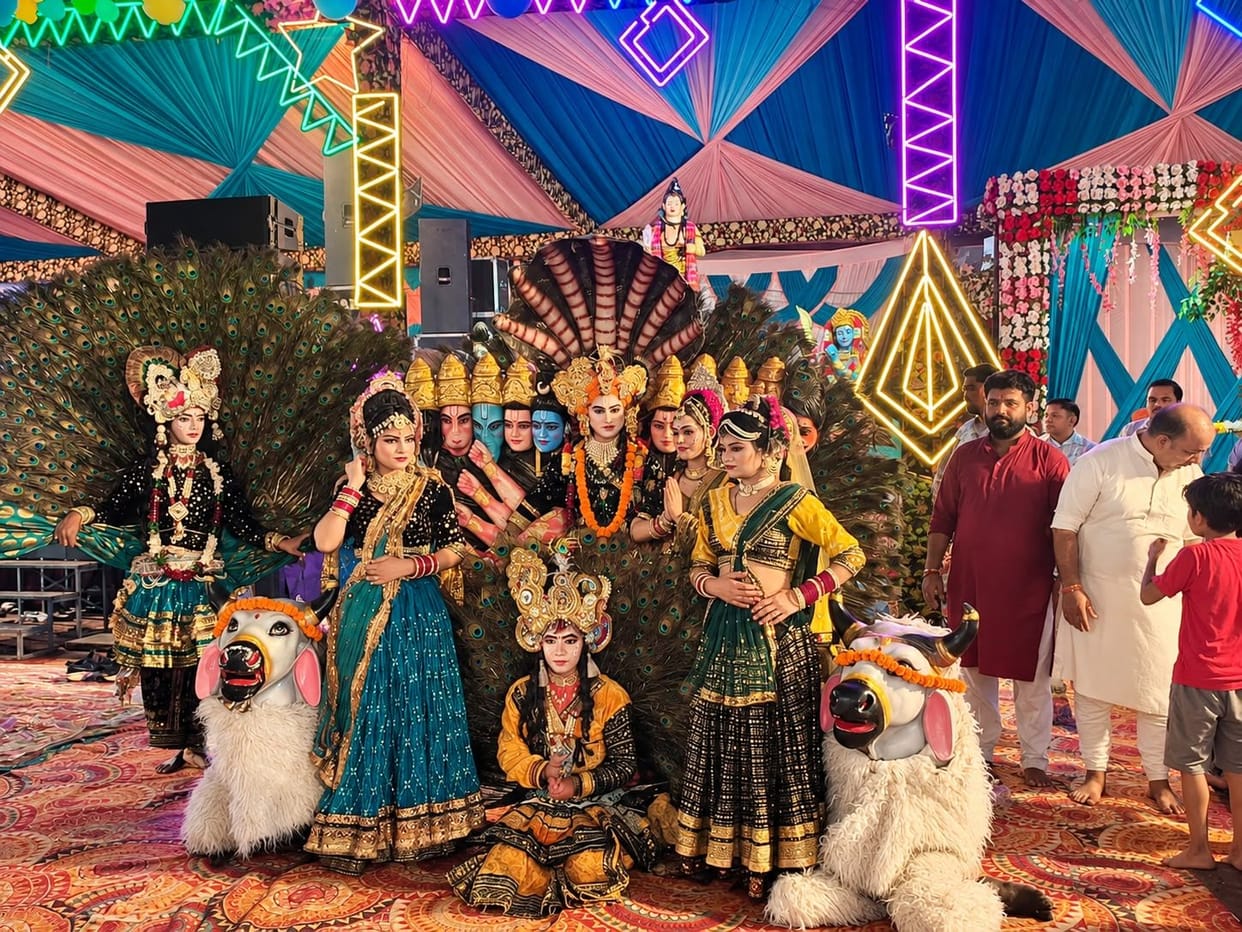 Gagret was drenched in Krishna devotion, Vrindavan's Rasleela enthralled the audience.