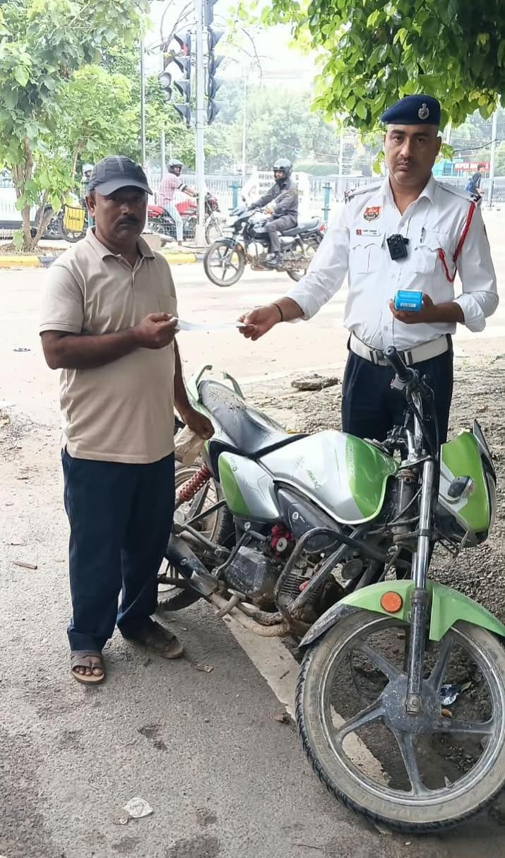 Bike impounded after pending fine of Rs 3.83 lakh found