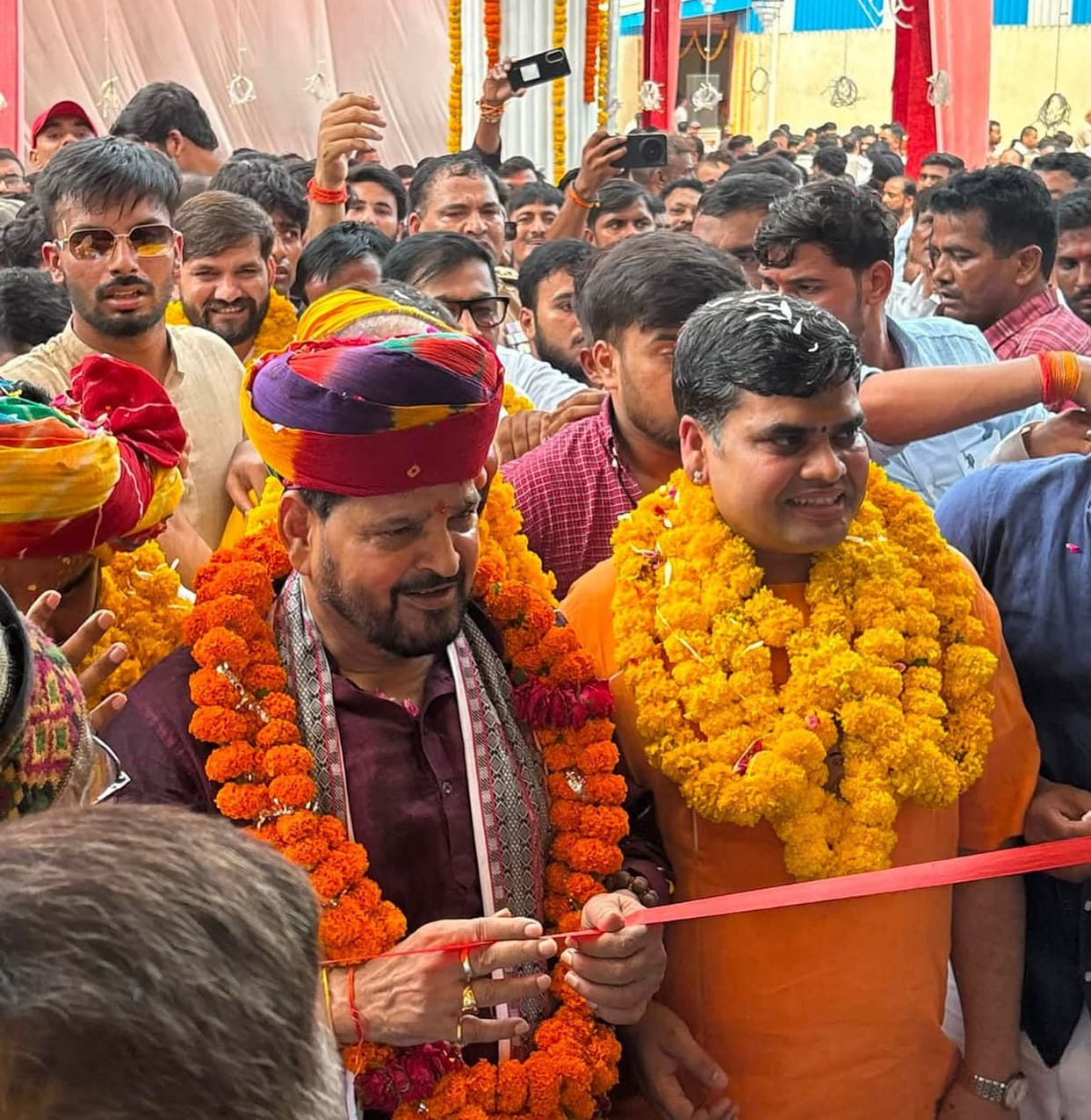 Brijbhushan Sharan Singh's political attack on Rahul Gandhi