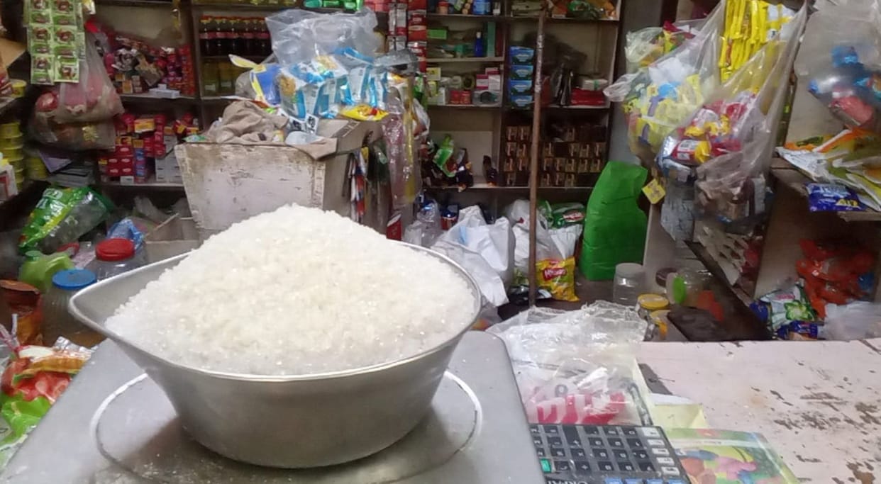 Sugar in bulk is affordable Rs 400, still expensive in retail