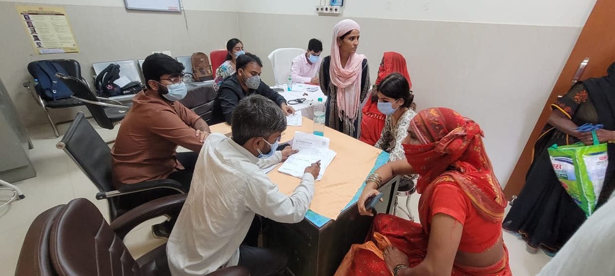 Breathlessness amidst sultry heat; 160 sought treatment.