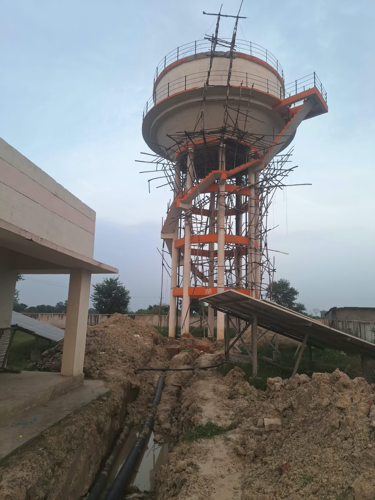 Construction of the water tank in Chathi village could not be completed even after five years.