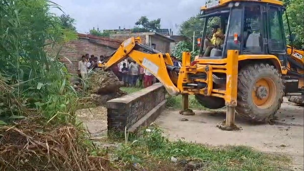 Ensured the road is free from waterlogging.