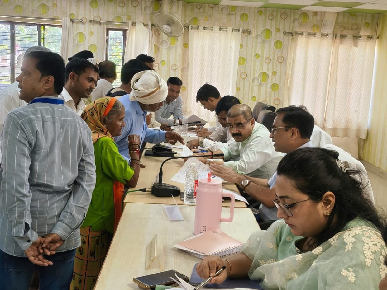 Complaints range from instances of fraudulent sale deeds to the failure to provide a connection for three months despite the meter having been installed.