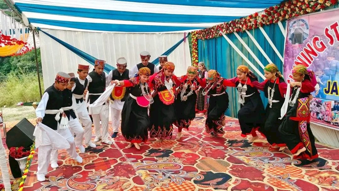 Teachers' Day celebrated with great enthusiasm at Shining Star Public School, Jagatkhana