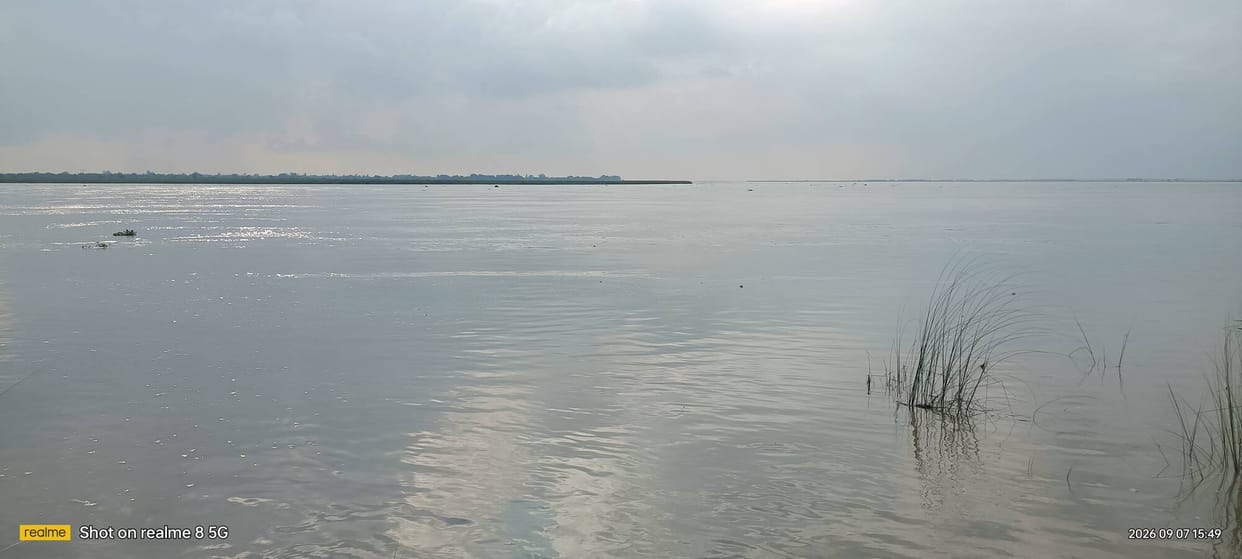 Saryu water is entering residential areas in Bhagalpur.