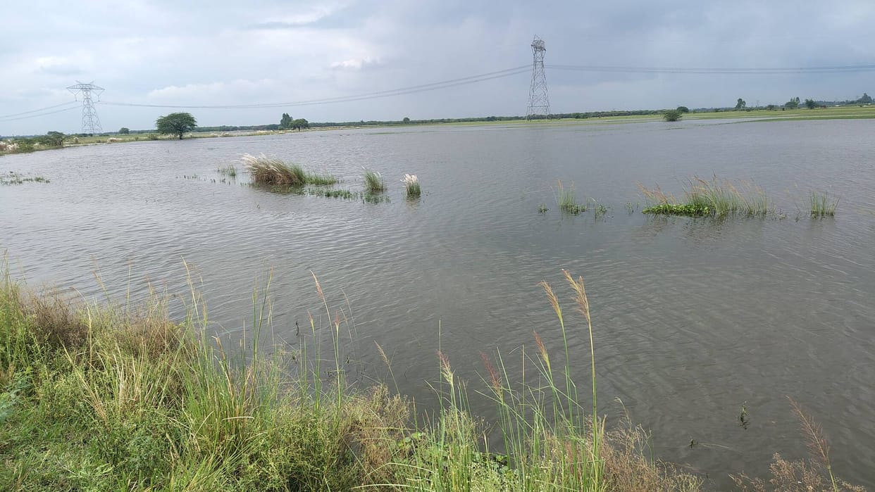 Havoc caused by the Lon River; six villages submerged.