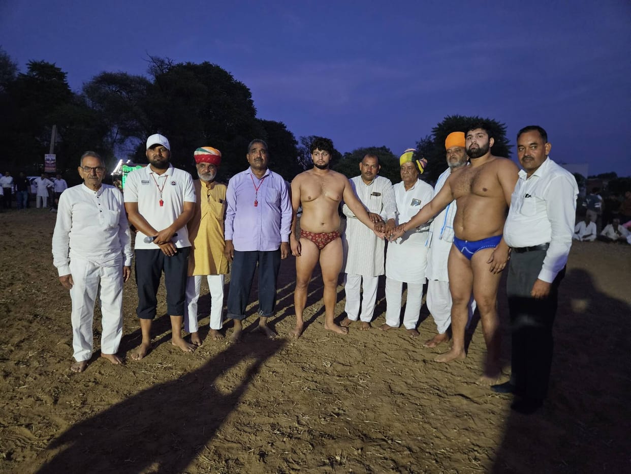 The wrestling match for a prize of between Ankush and Ashu ended in a draw.