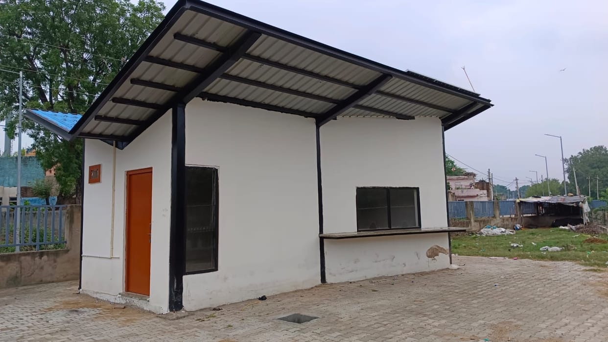 Building ready, locks still on... facilities await inauguration.