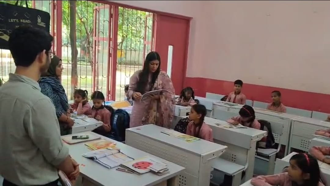 The DM directed that tubelights be installed in the classroom for the children's eyes.