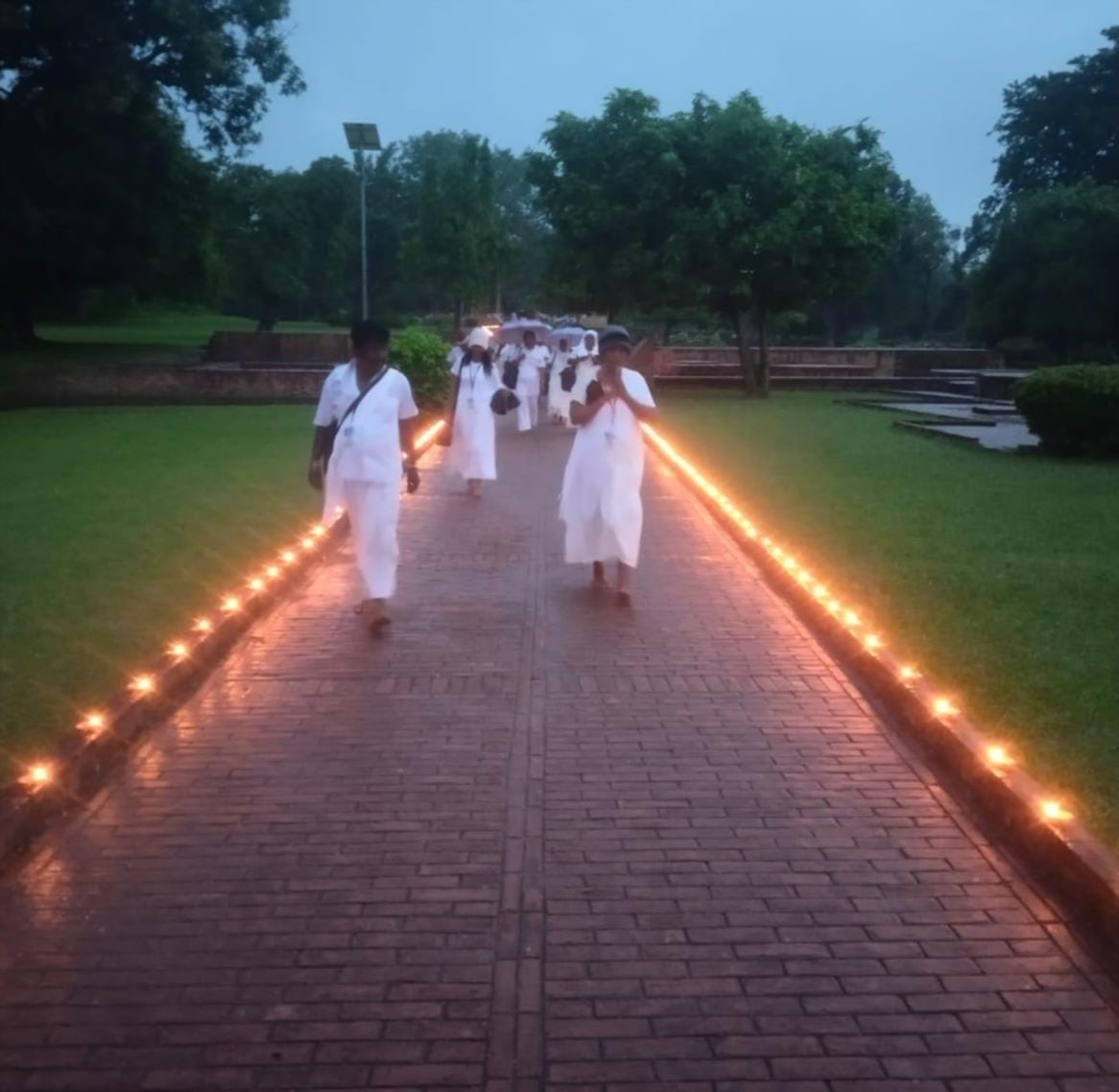 Explained the definition of Dhamma to the followers.