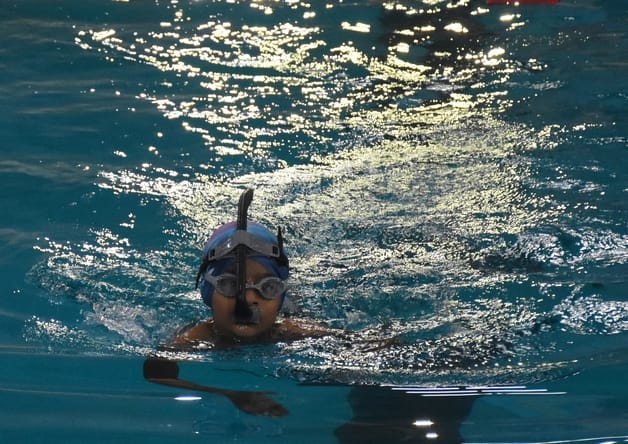 Lucknow wins Underwater Swimming Championship.