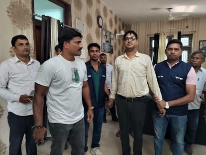 20 हजार रुपये घूस लेते मनरेगा के जेई रंगेहाथ गिरफ्तार।