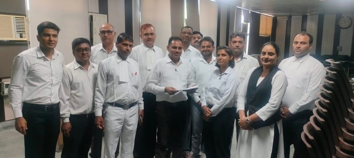 15 candidates have thrown their full weight into the contest for six seats.