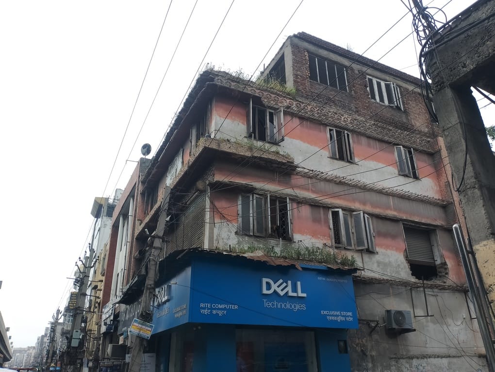 24 houses dilapidated; action limited to notices.