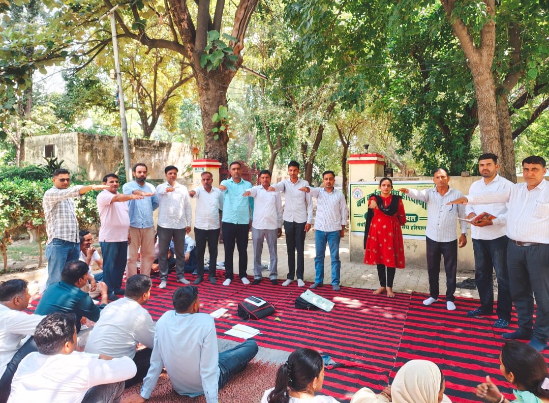 Khajan Kaushik re-elected as District President of the Forest Employees' Union.