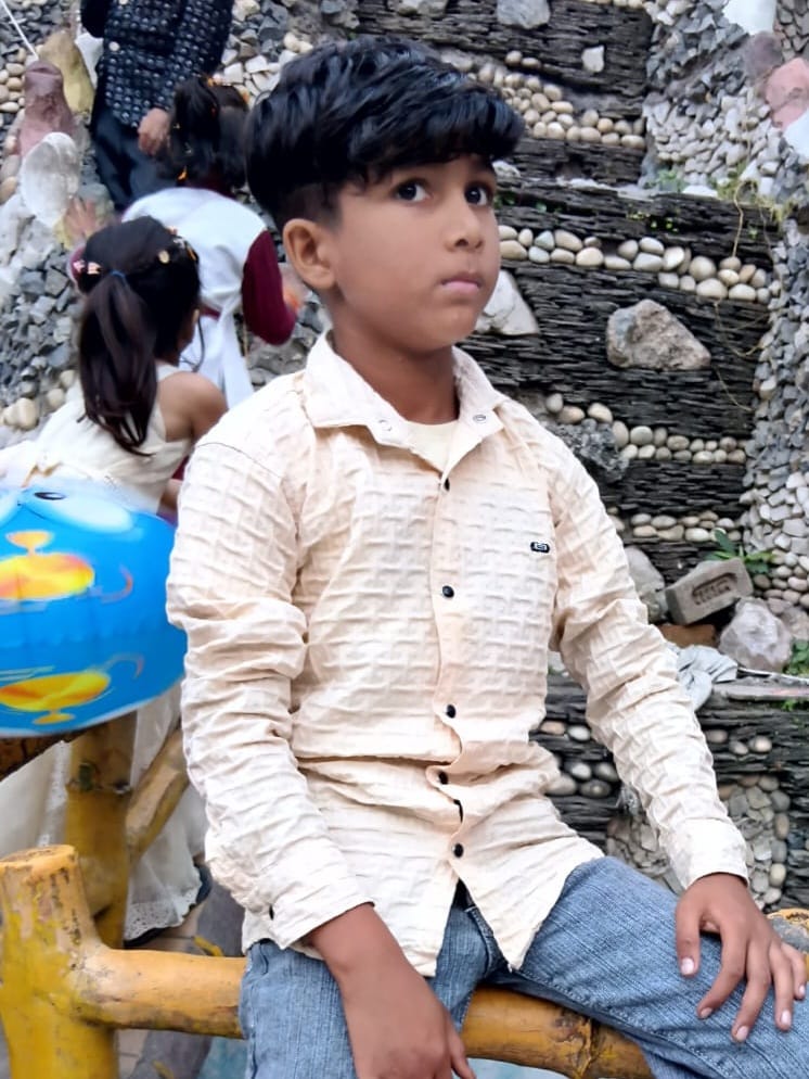 किरतपुर के गांव फाजलपुर मे विद्युत लाइन की चपेट में आने से मरने वाले अनस का फाइल फोटो