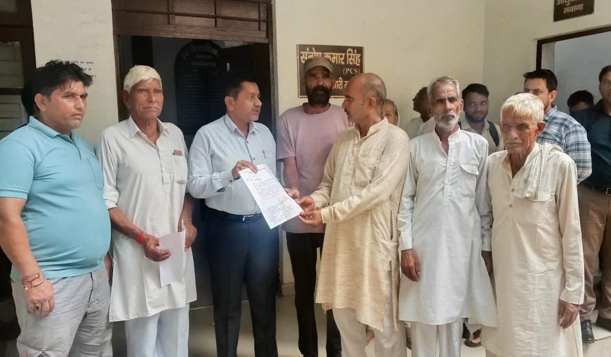 Protest over outstanding interest and price hikes for sugarcane farmers