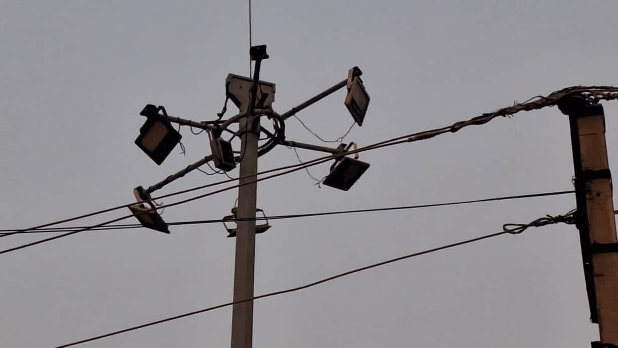 Vikas's fuse blows, high mast light goes out