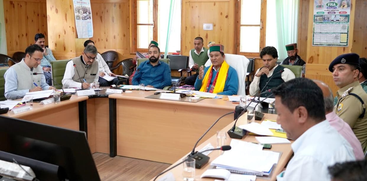 Review of development works under the District Plan and 20-Point Programme