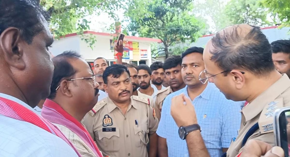 Raebareli News: डेकोरेटर का सई नदी में मिला शव