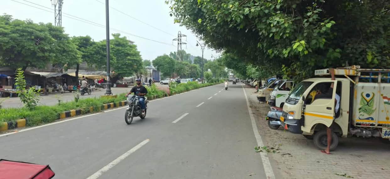 Sun comes out after three days; humidity causes discomfort