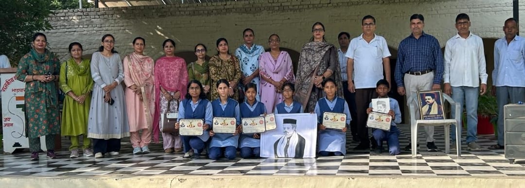 Hindi Week Organized at Bharawas School