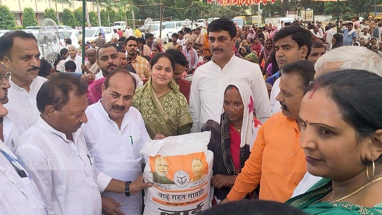 Prison Minister distributed relief materials to 350 flood-affected families.