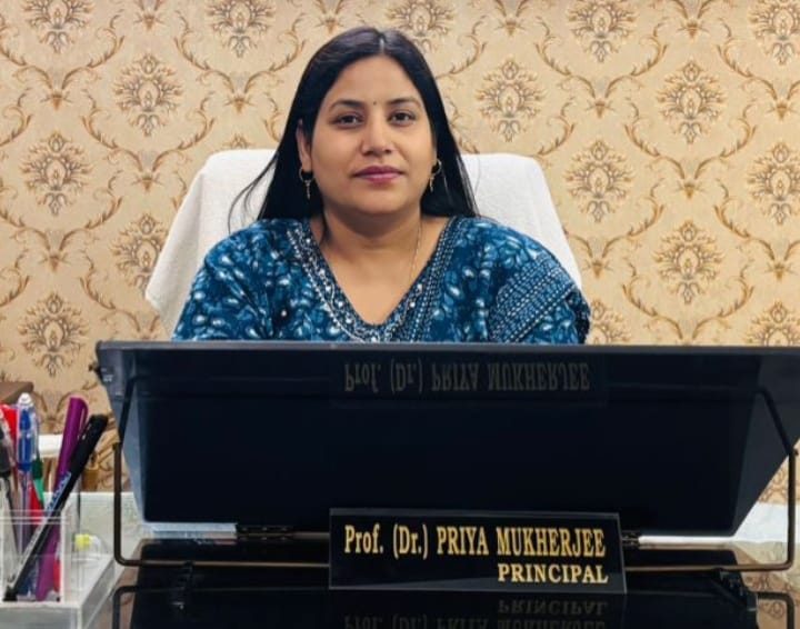 डिजिटल दुनिया में बढ़ी महिलाओं की सक्रियता।