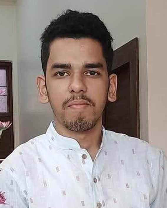 Speeding bike launched off a small bridge; student dies after falling onto the road