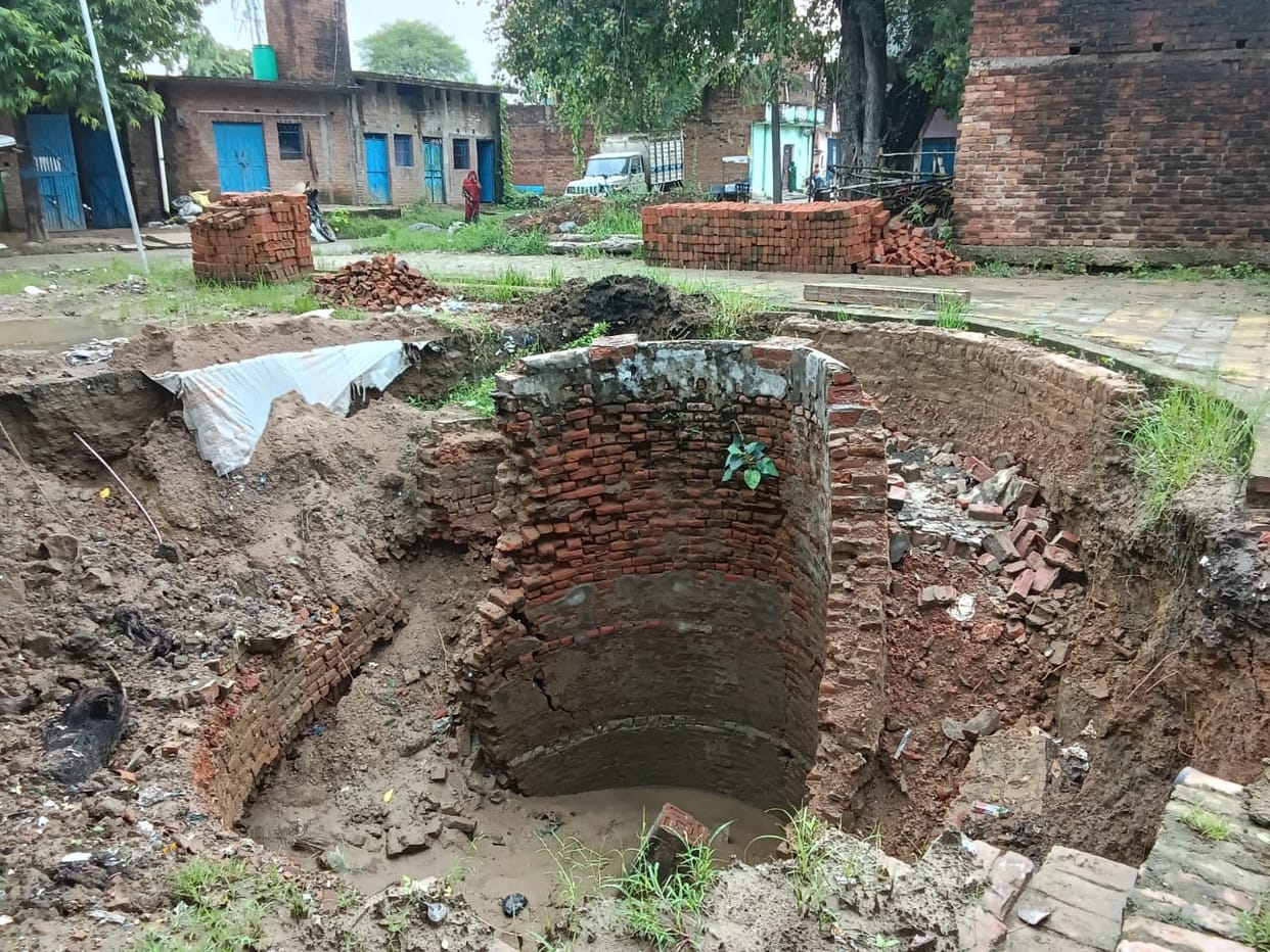 200-year-old well caves in during rain