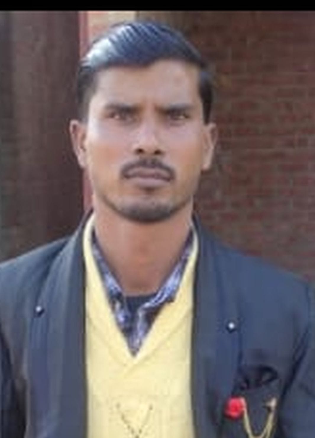 Carpenter injured in highway accident dies during treatment.