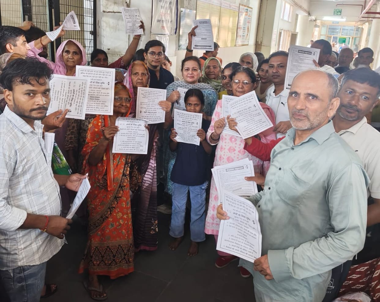 180 people filled out eye donation pledge forms.